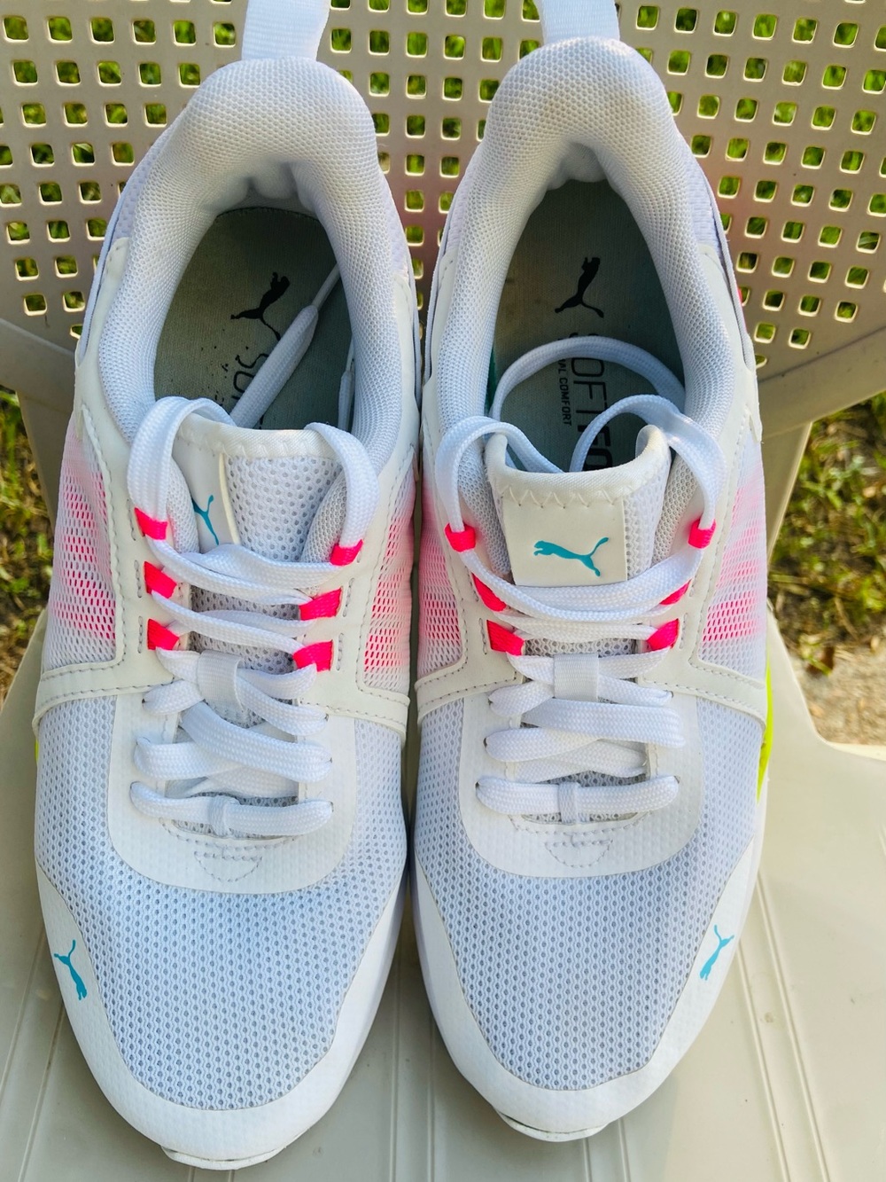Puma Women's White Mesh Running Shoes with Pink and Teal Accents